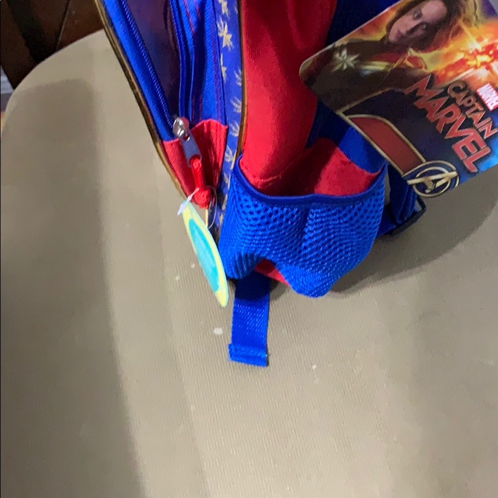 School bag - Picture 5 of 7